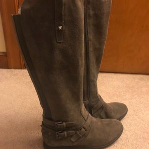 Excellent condition marc fisher gray stud boots